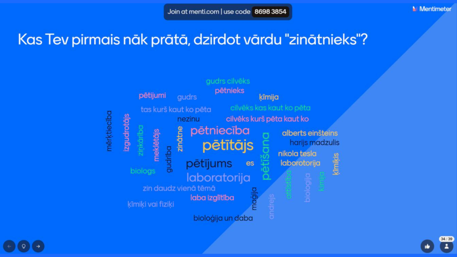 2025 09 10 Zinatnieku nakts Skola 2 copy